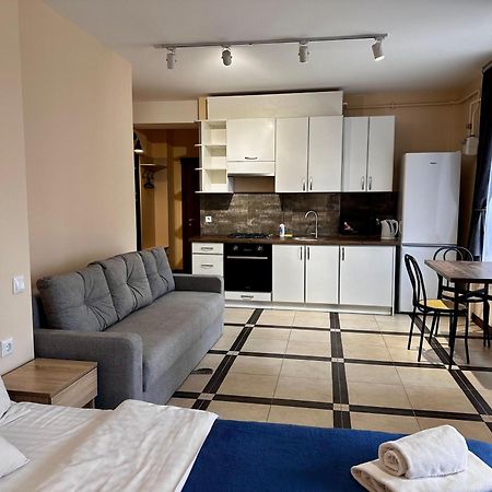 Opera Center Hotel & Apartments Лвив Екстериор снимка