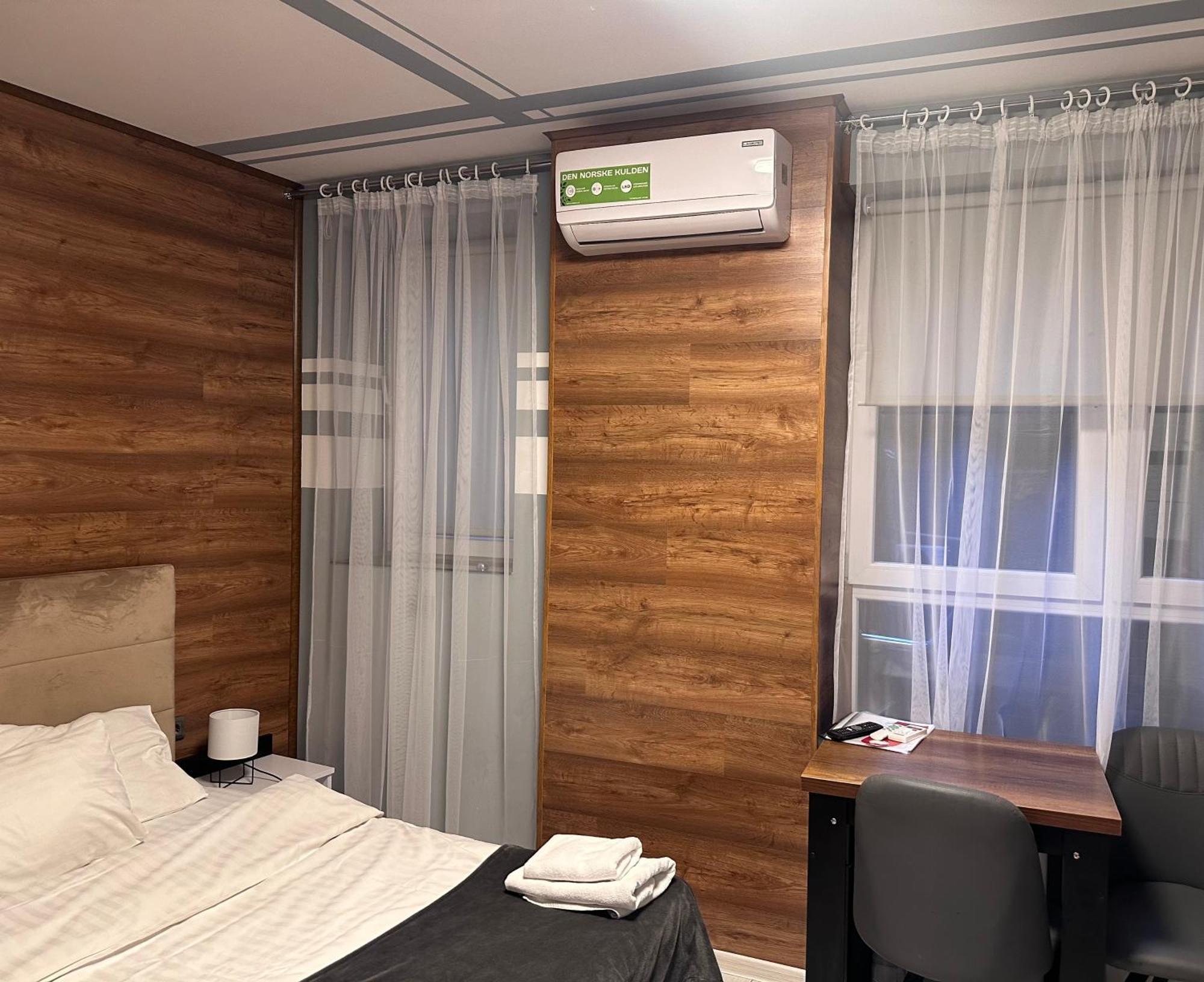 Opera Center Hotel & Apartments Лвив Екстериор снимка