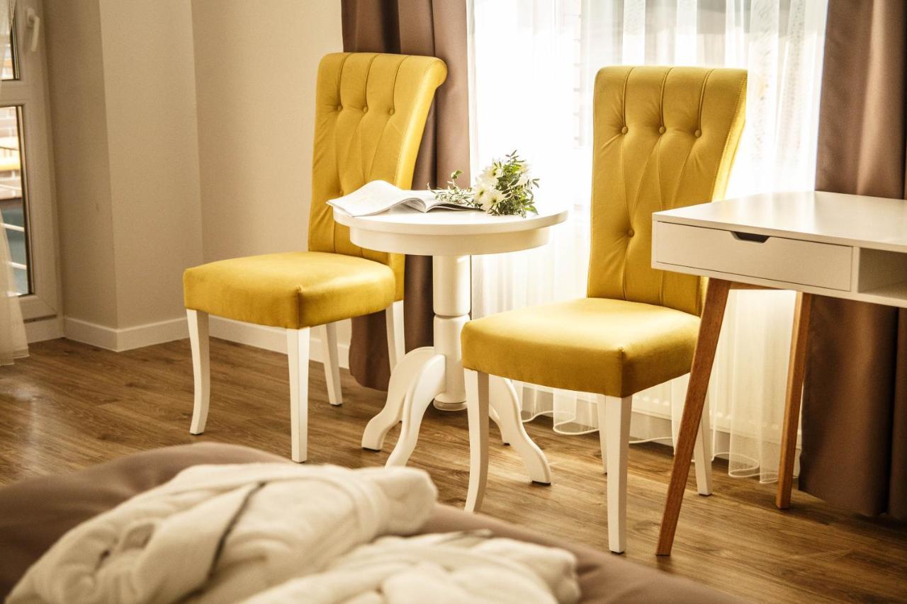 Opera Center Hotel & Apartments Лвив Екстериор снимка